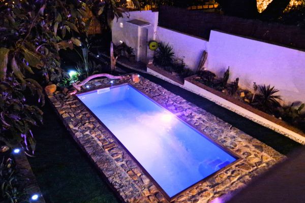 Construction mini piscine de moins de 10m² à Toulon par O'Jardin